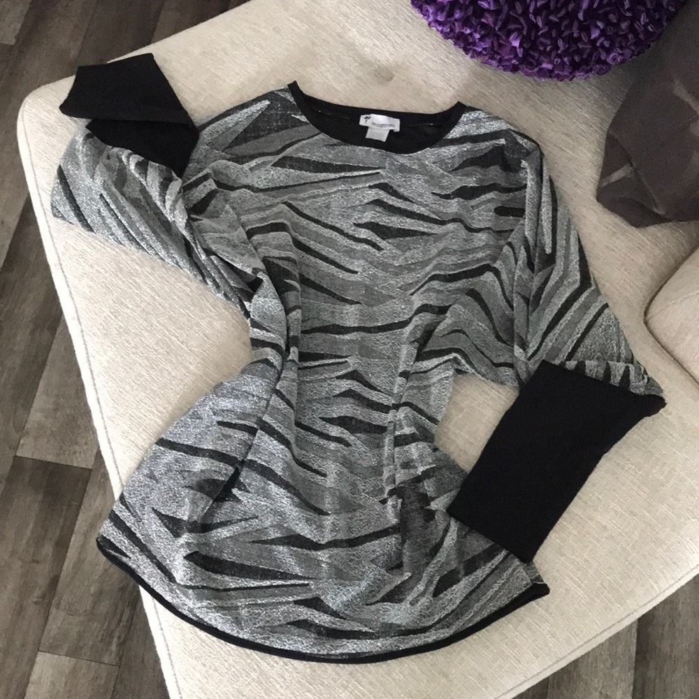 Magmara Size 44 Brand New Sparkly Blouse